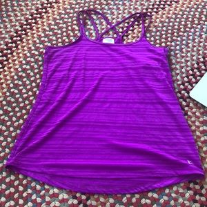 Tank top that is lose and flows.